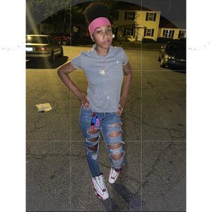 Meet your Posher, Carissa